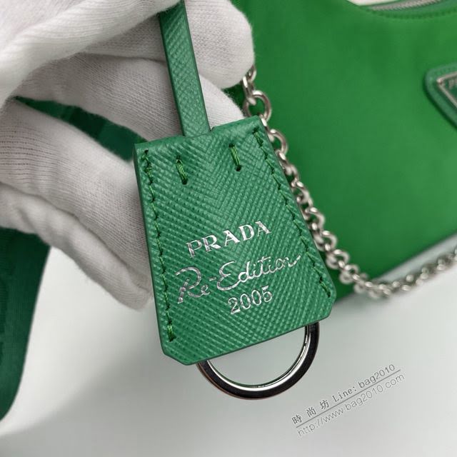 prada女包 普拉達2020新款nylon Hobo手拎包 時尚百搭 prada腋下包 1BH204 Prada單肩斜挎包  pyd2390